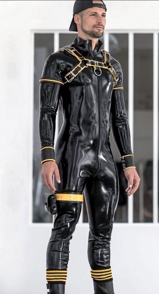 andrew ouellet share hot guys in latex photos