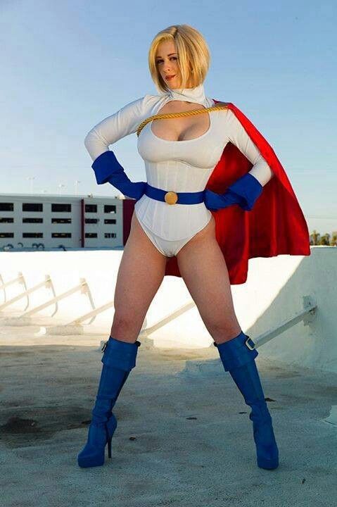 Larkin Love Power Girl abbraccio trans