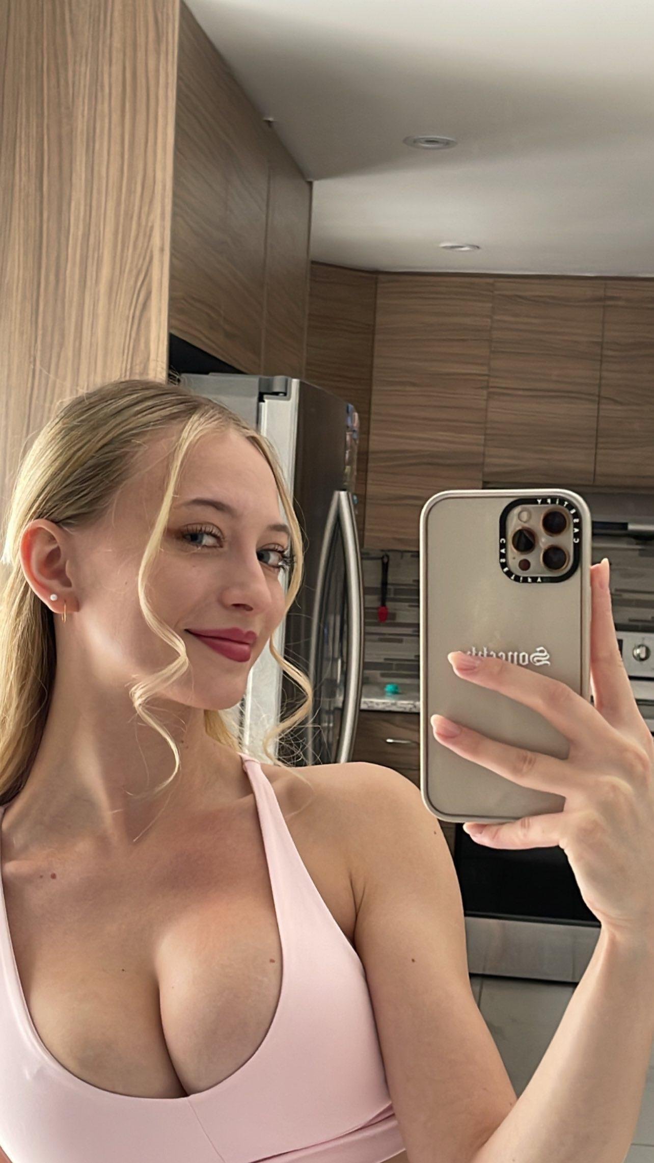 Sophia Diamond Leaked bra busters