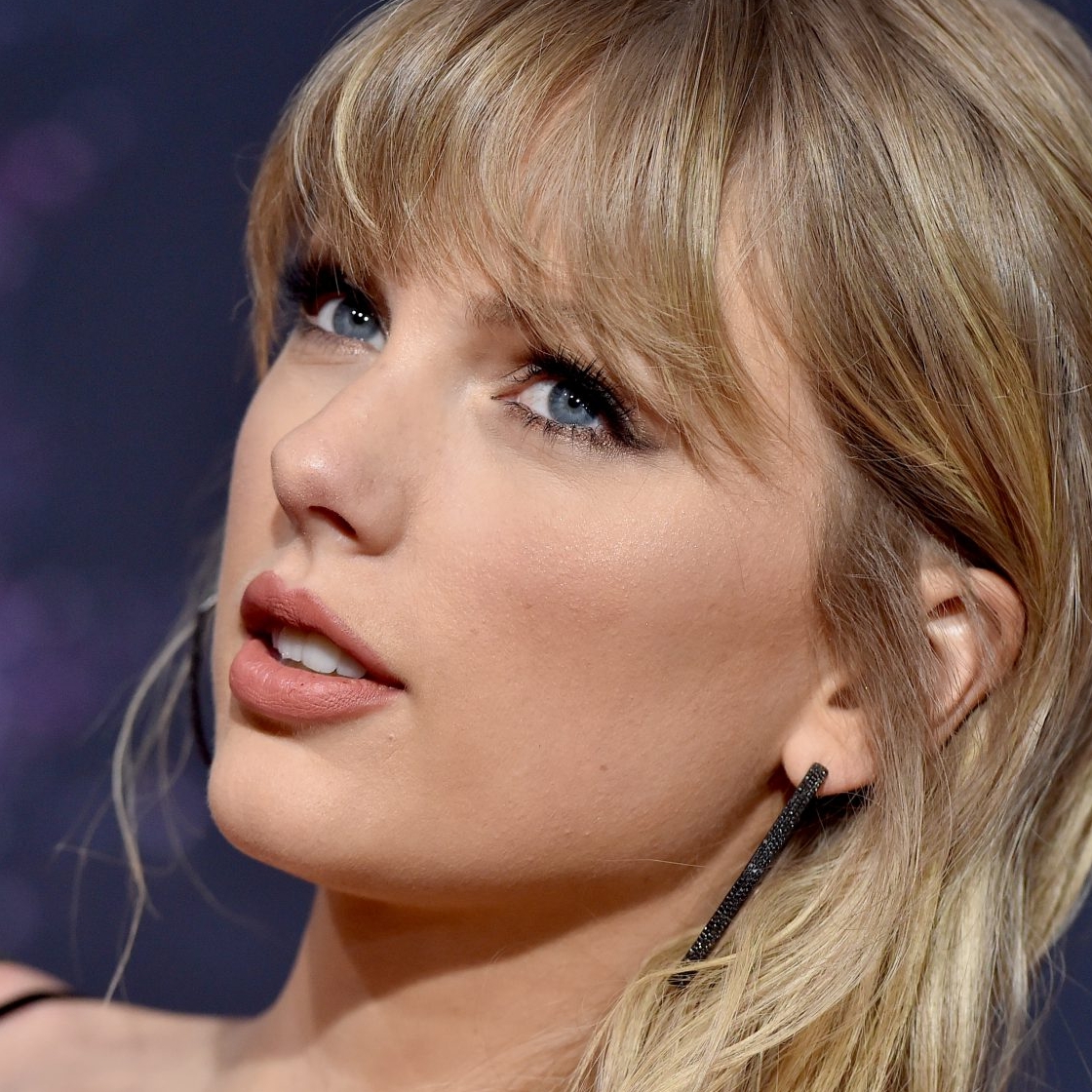 david brinkmeier recommends Taylor Swift Cum Facial