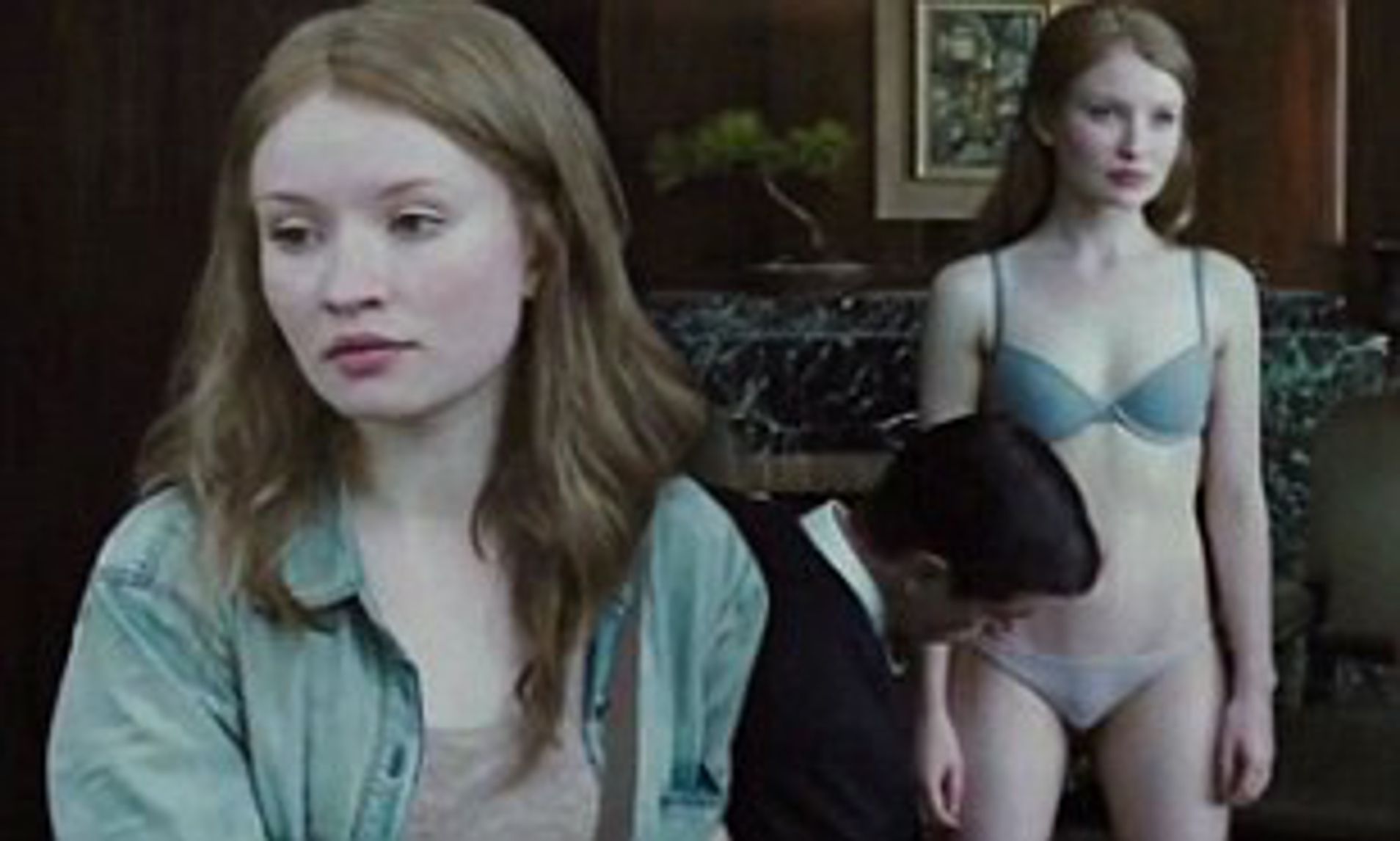 anto sukanto recommends Emily Browning Bikini
