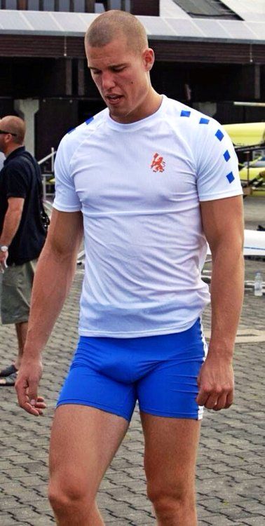 men with large bulges