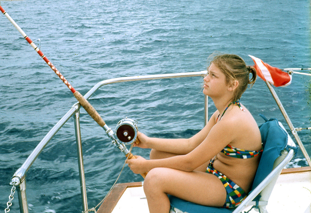 brad bamford share bikinis on boats photos