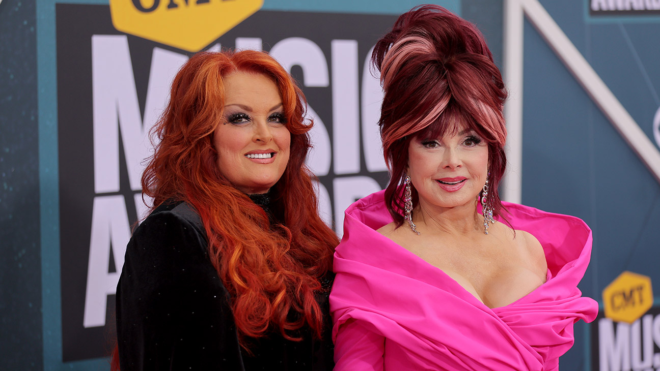 anja schutte recommends images of naomi judd pic