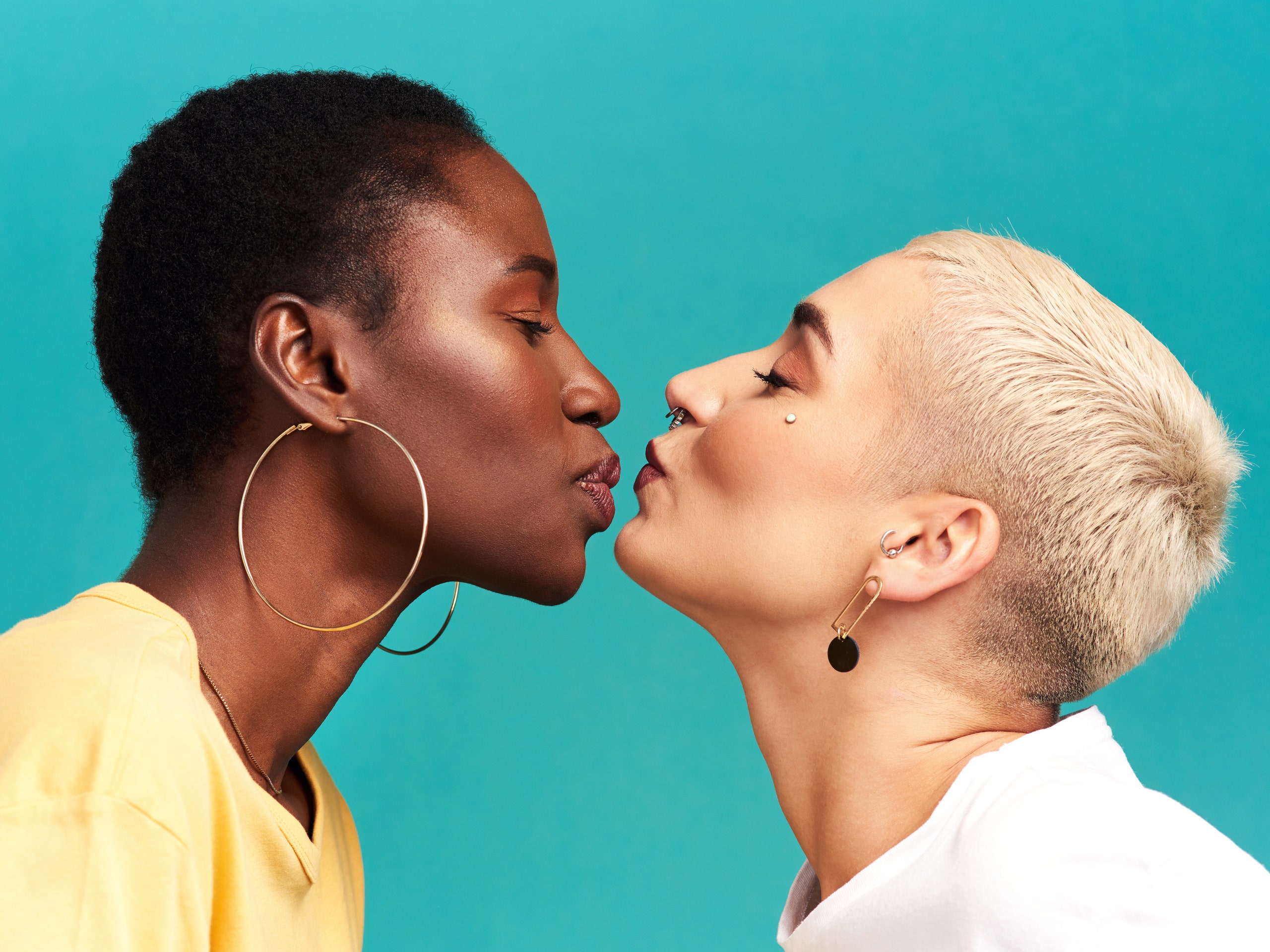 Best of Black girls deep kissing
