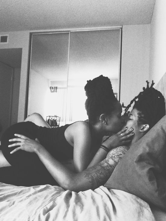bill herston add black lesbians on bed photo