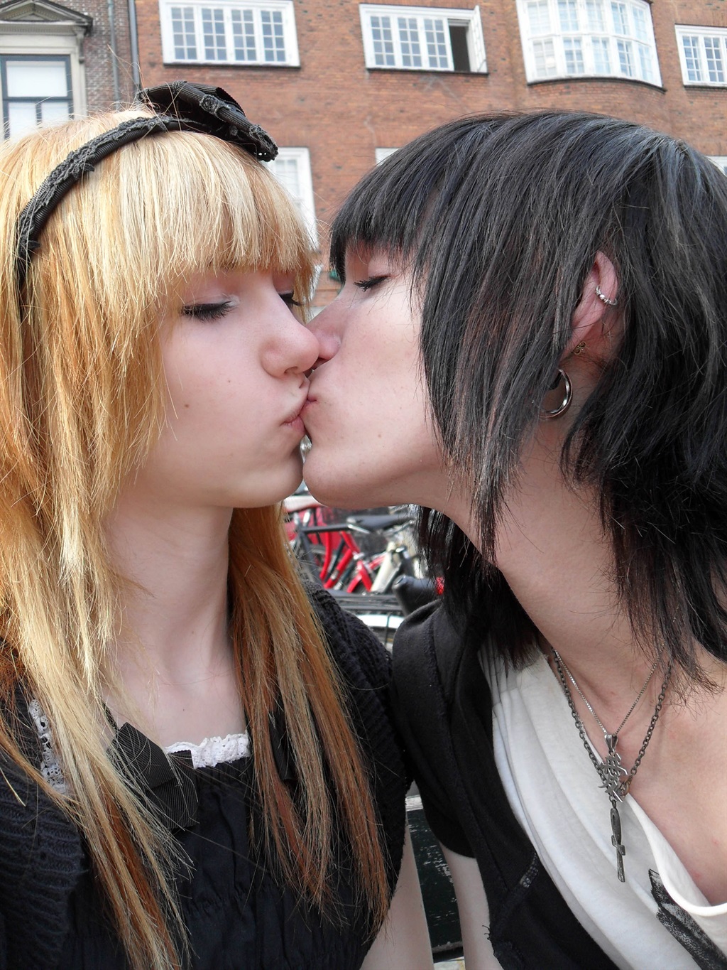 Best of Emo girls making out