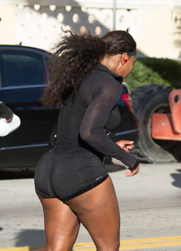 cassandra conyers recommends serena williams booty shaking pic