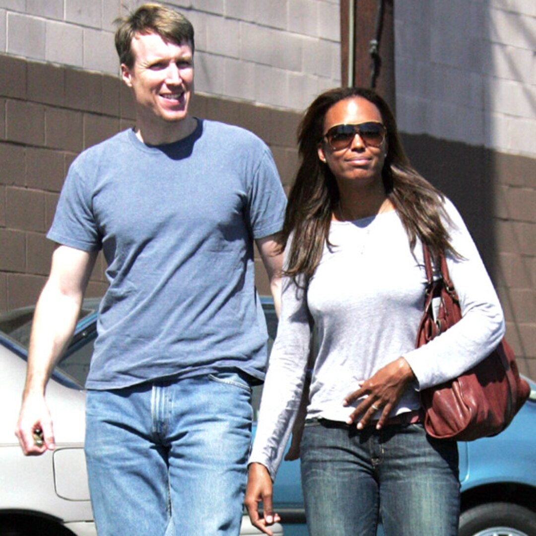 cooper eades add photo aisha tyler topless