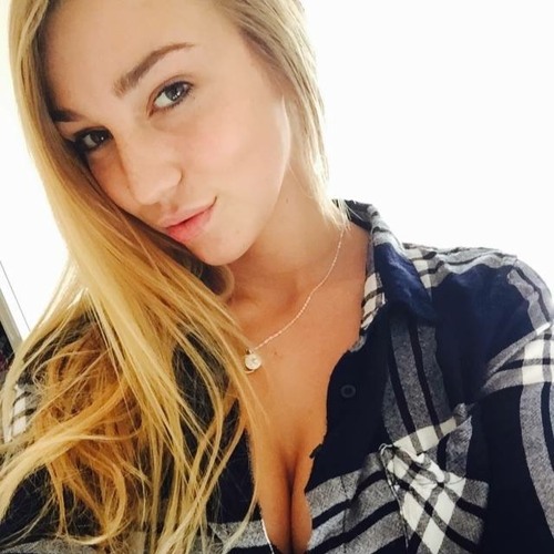 cj alba add photo kendra sunderland selfie pics