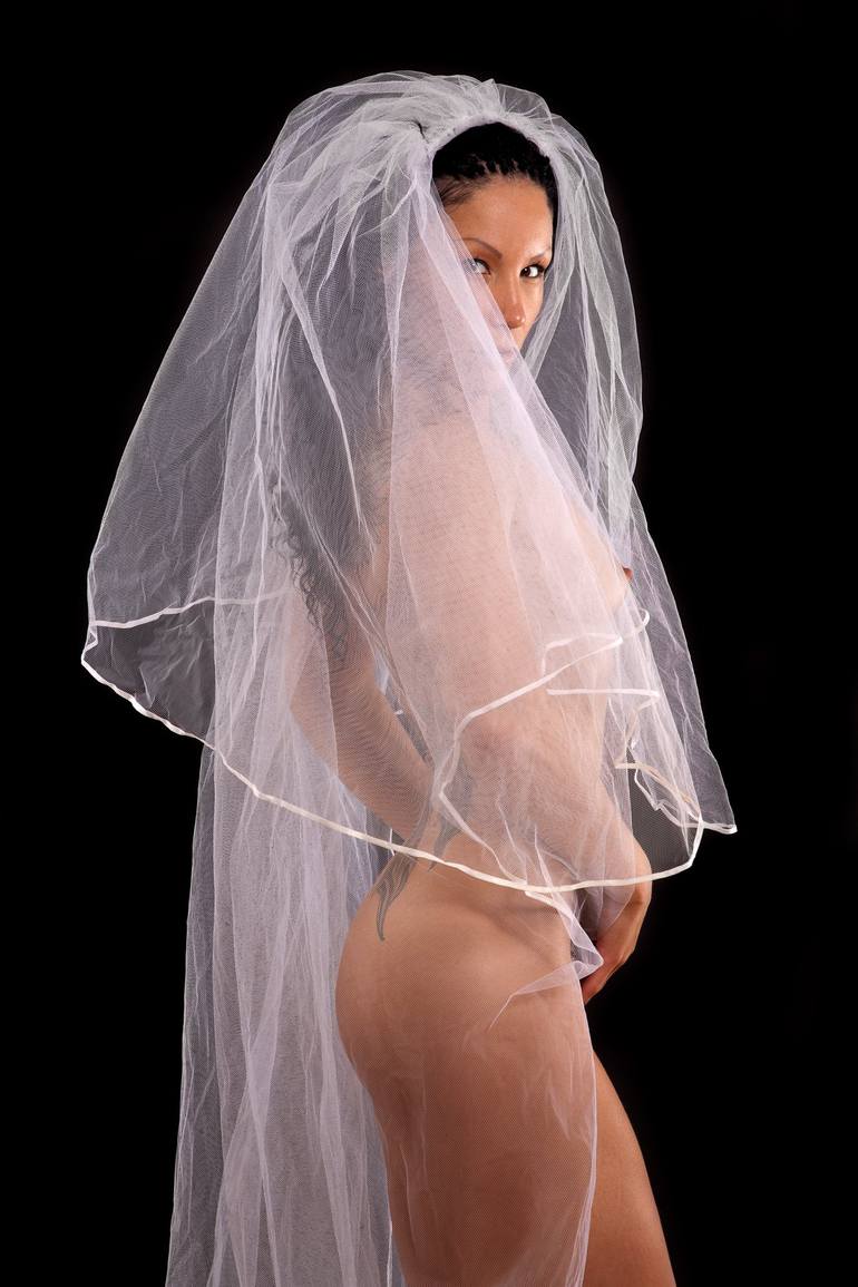 aram abbas share naked bride pics photos