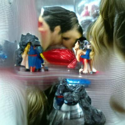 amy fulgham add photo supergirl and superman kiss