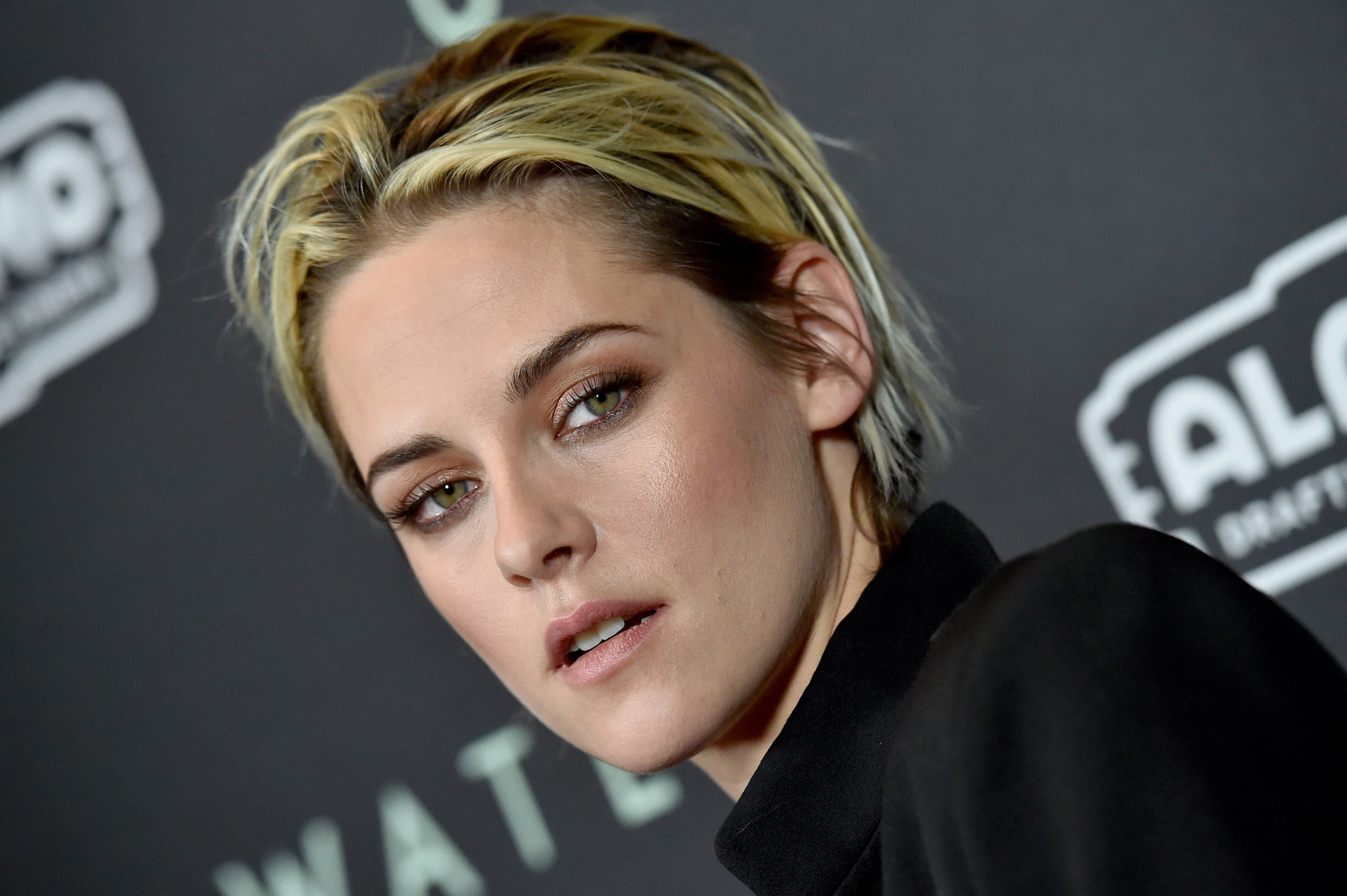 camilla giordano recommends kristen stewart lesbian sex pic