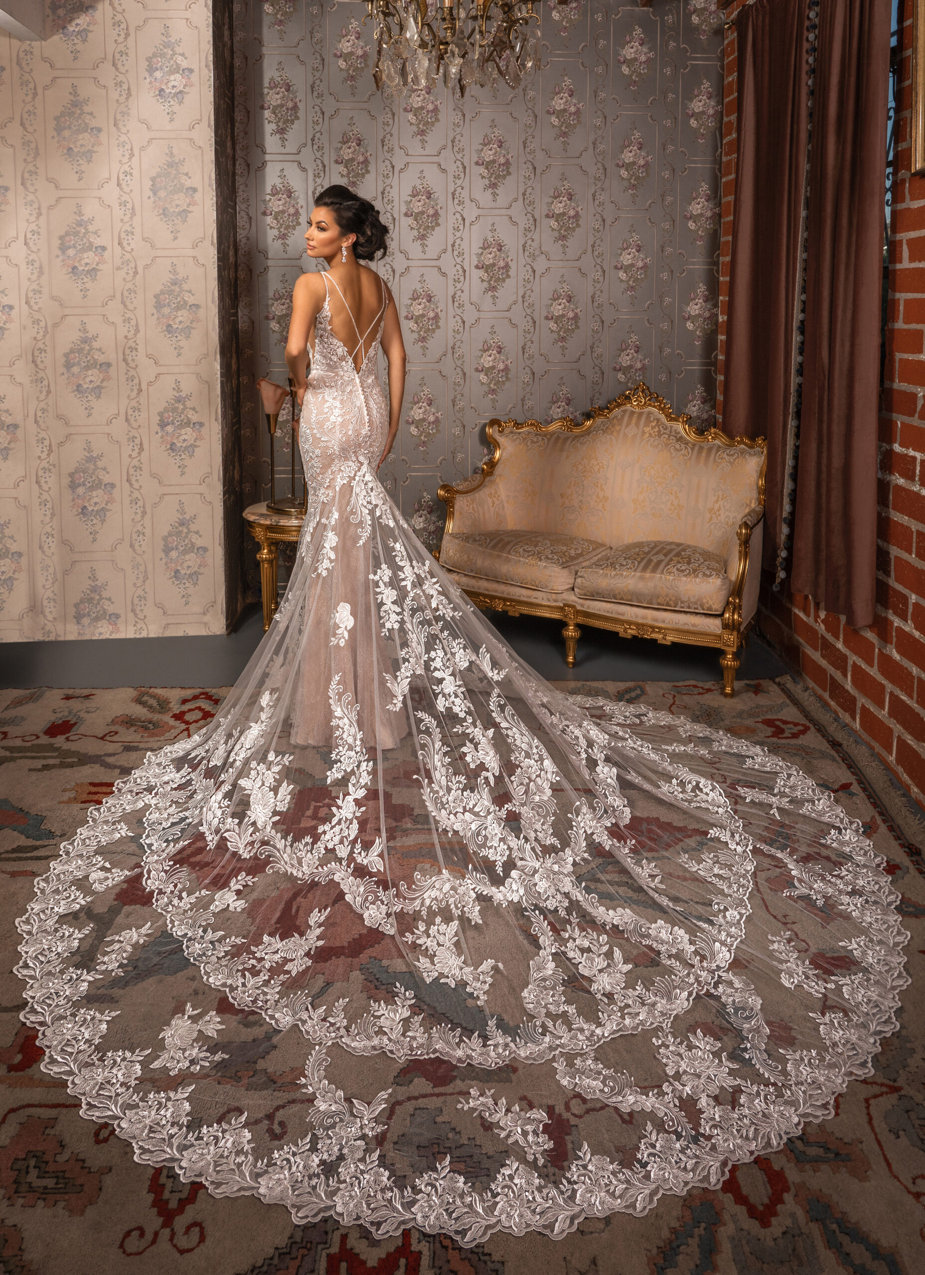 balsrang marak recommends christina model wedding dress pic