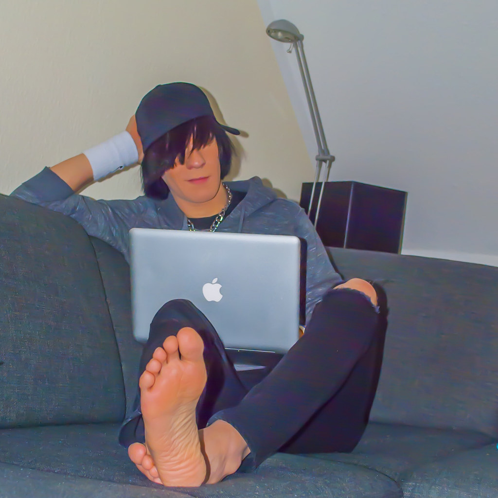 alicia syme recommends Twink Boy Feet