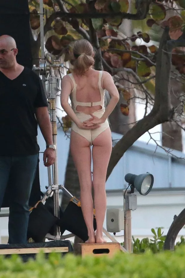 Amanda Seyfried Bikini Pics escorte pattaya