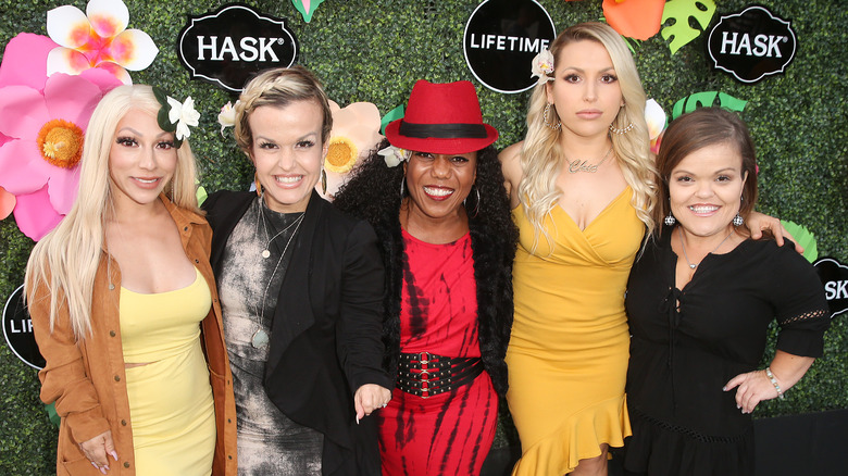 buti sam kputu recommends Little Women La Scripted