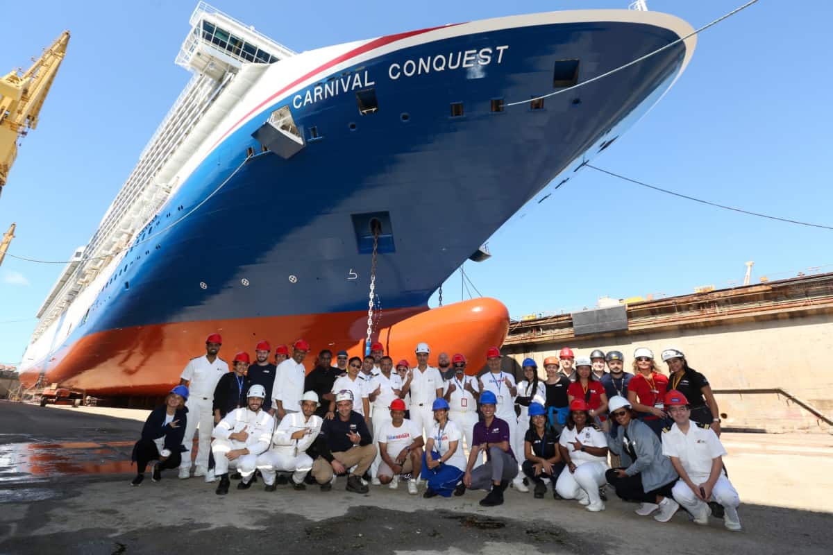 ben fogelson recommends carnival cruise conquest pictures pic