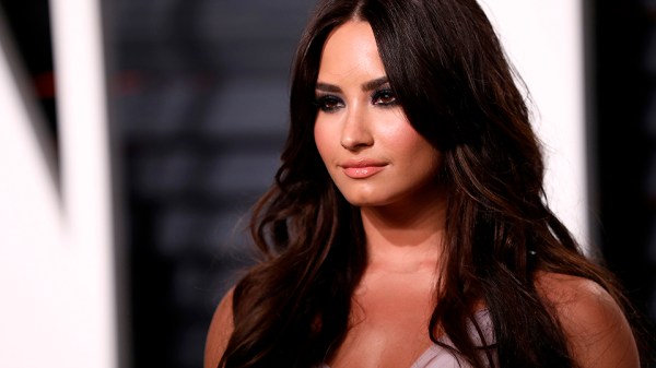 amarilis santiago recommends demi lovato fakes pic