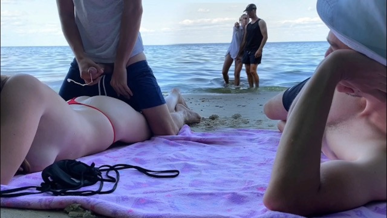 Getting Head On Beach By Someones Wife Porn gape ever