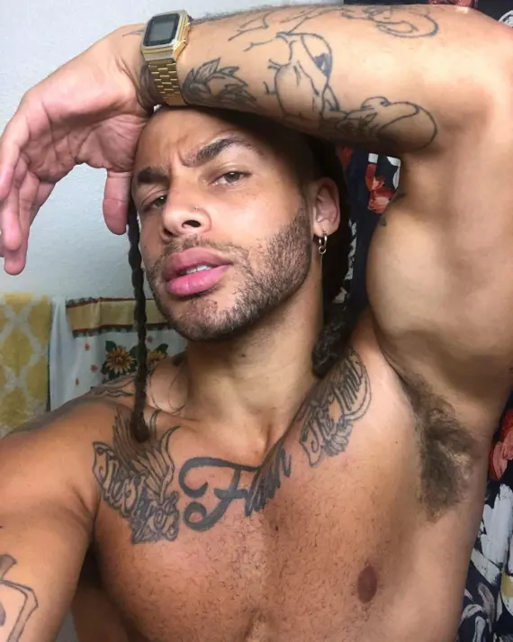 darnell hitch share male celebritie sex tapes photos
