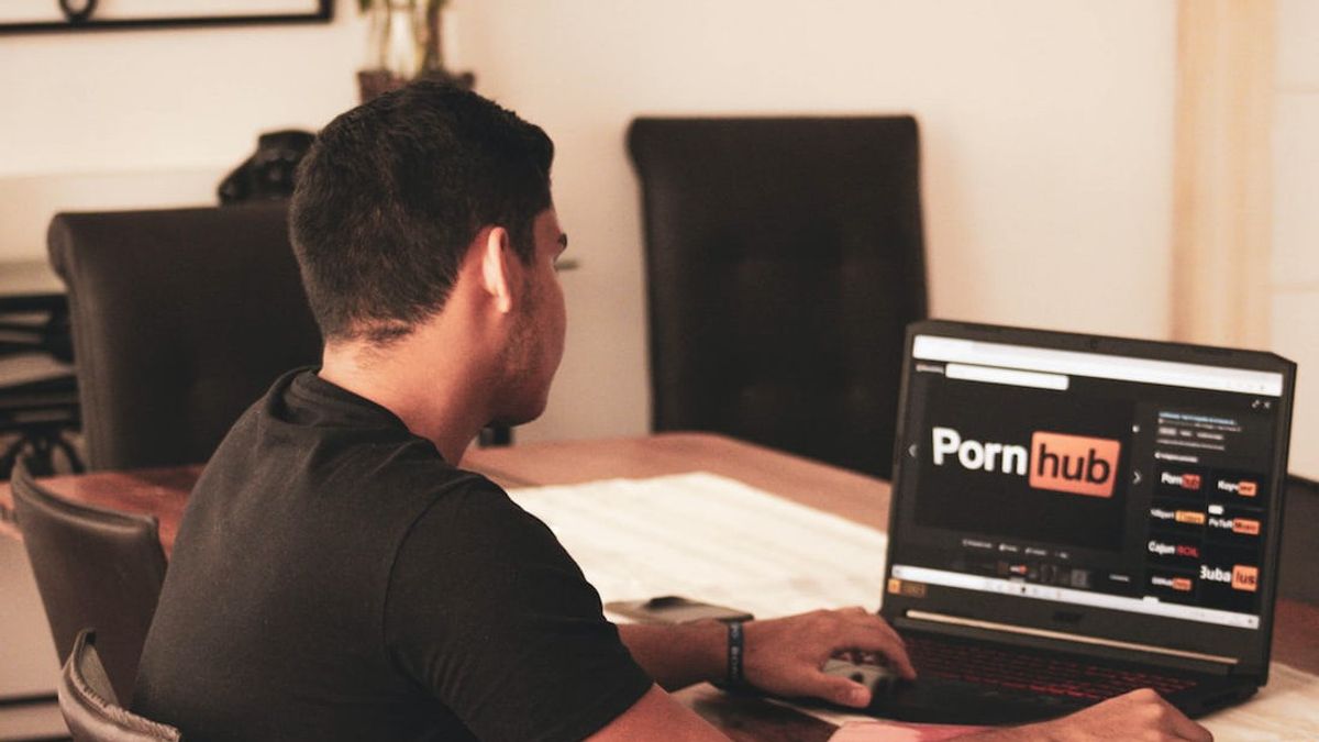 How To Delete Your Pornhub Account citizen women
