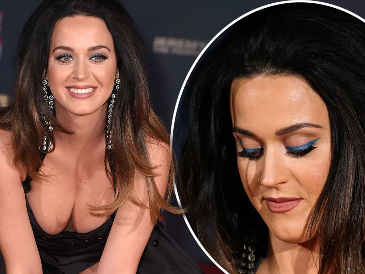 connor morey recommends katy perry tit slip pic