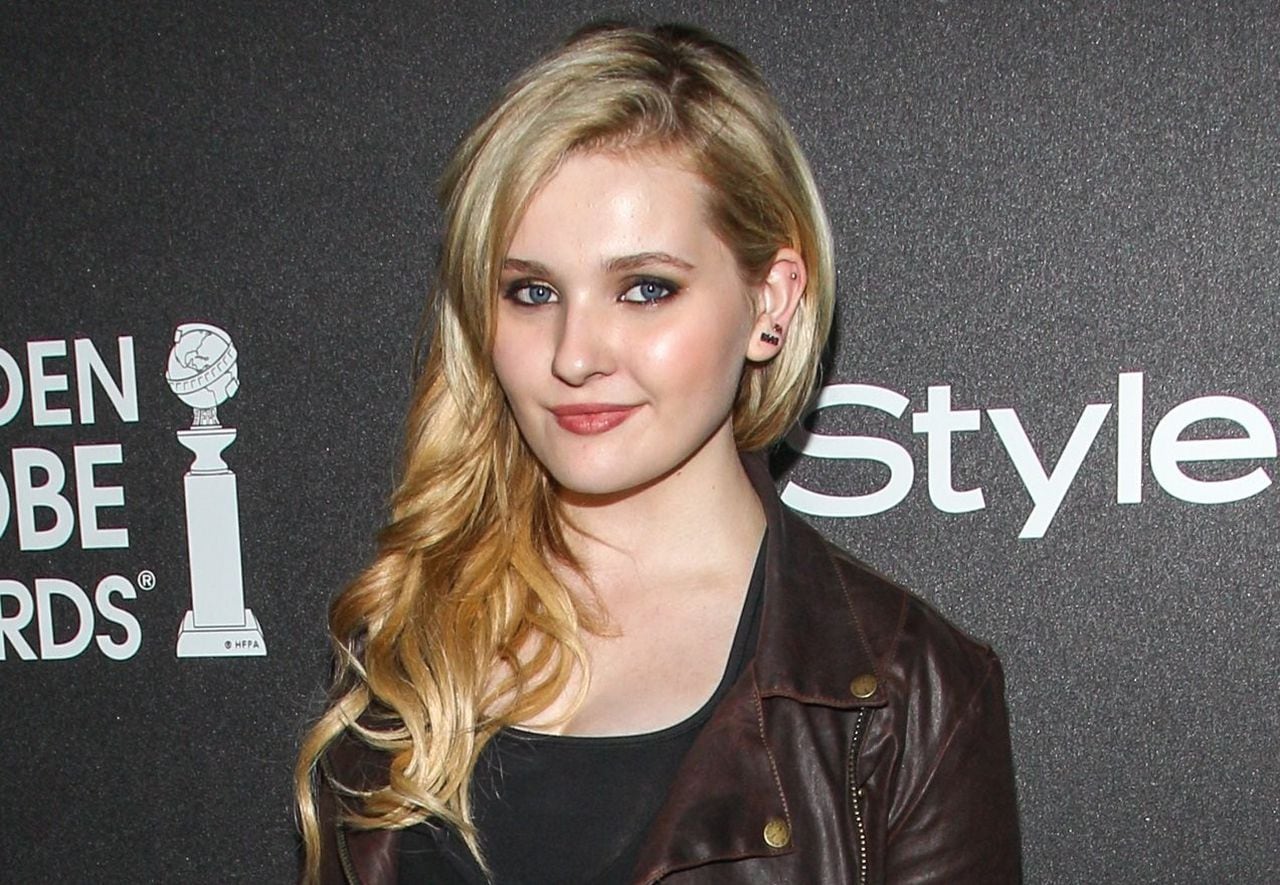 brent bialik recommends Abigail Breslin Nipple