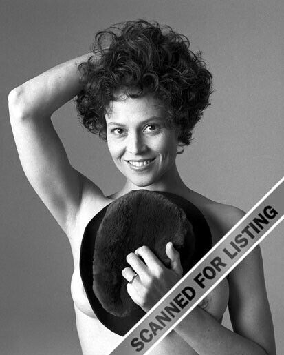 brianne lyons recommends Sigourney Weaver Naked Pictures
