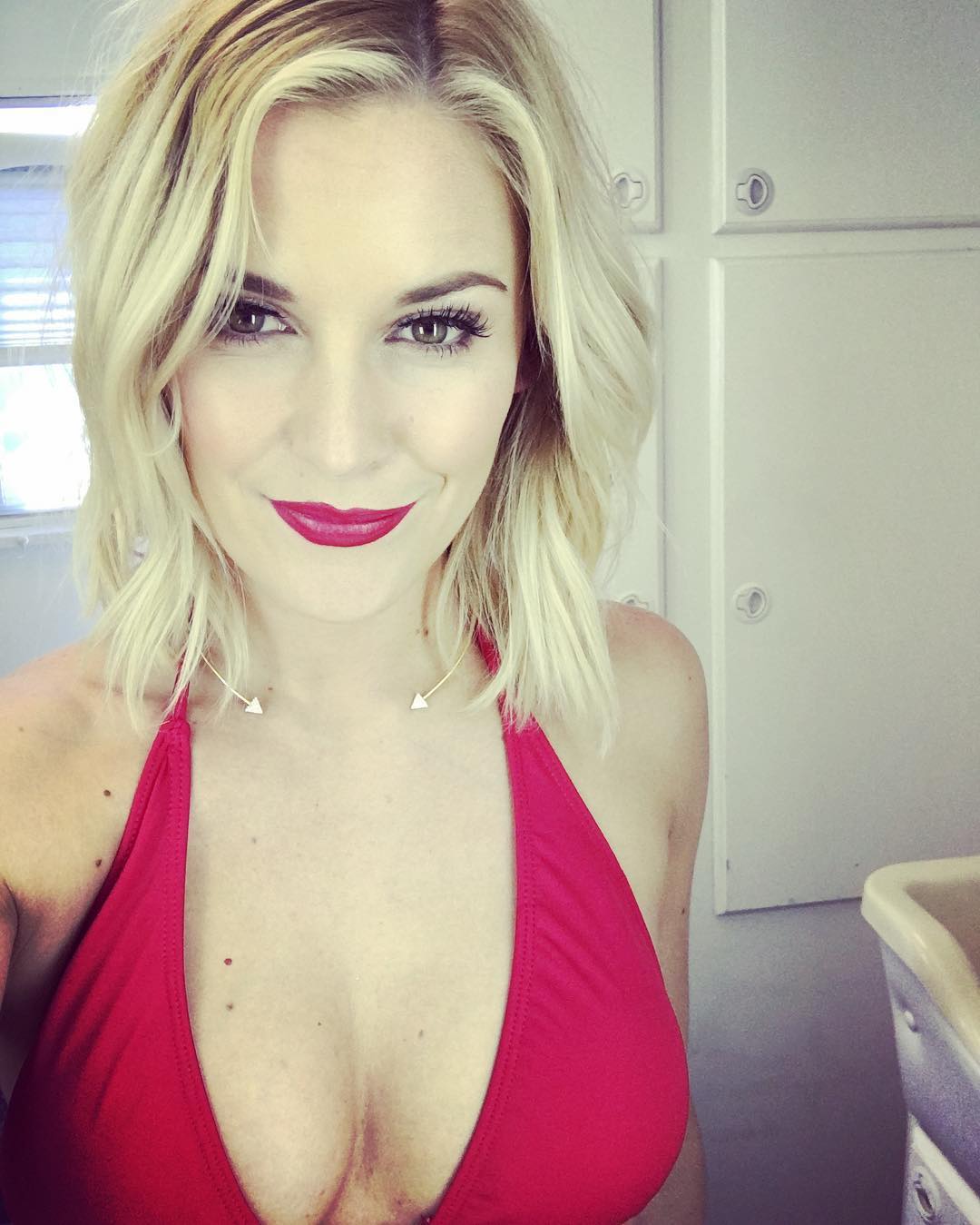 cj beck add wwe renee young nude photo