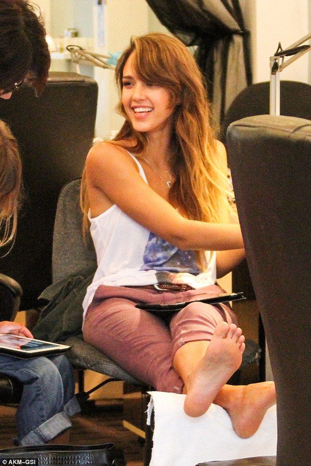 adam megens recommends Jessica Alba Feet Soles