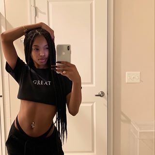 bassam yazda add black women belly button photo