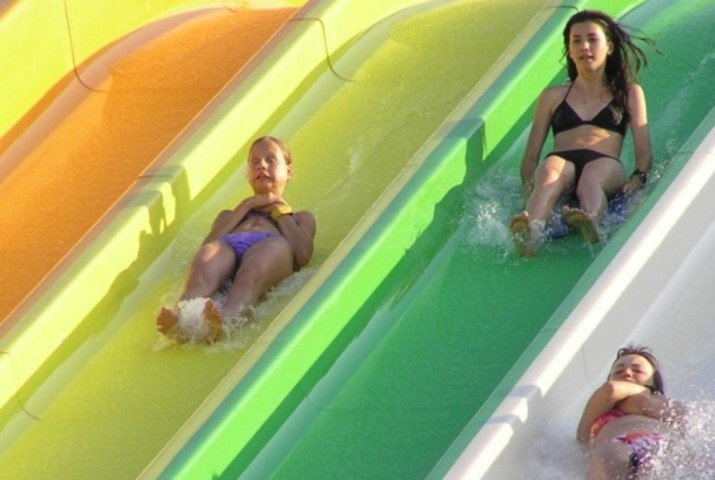 alexandria estelle recommends Bikini Vs Water Slide
