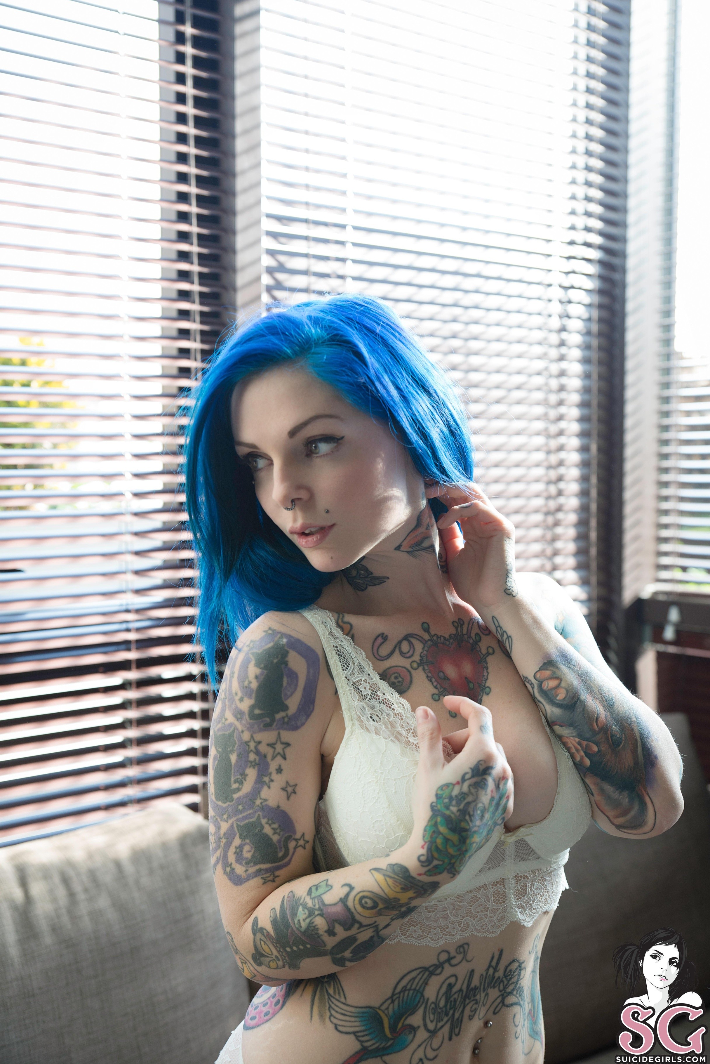 blair landers recommends Blue Hair Tattoo Girl Nude