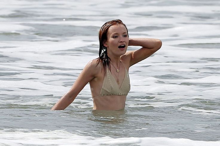 beth brewer recommends emily browning bikini pic