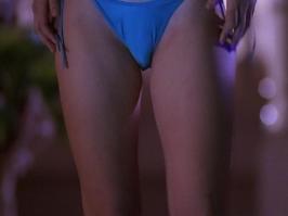 dominique hickman add photo kaley cuoco camel toe