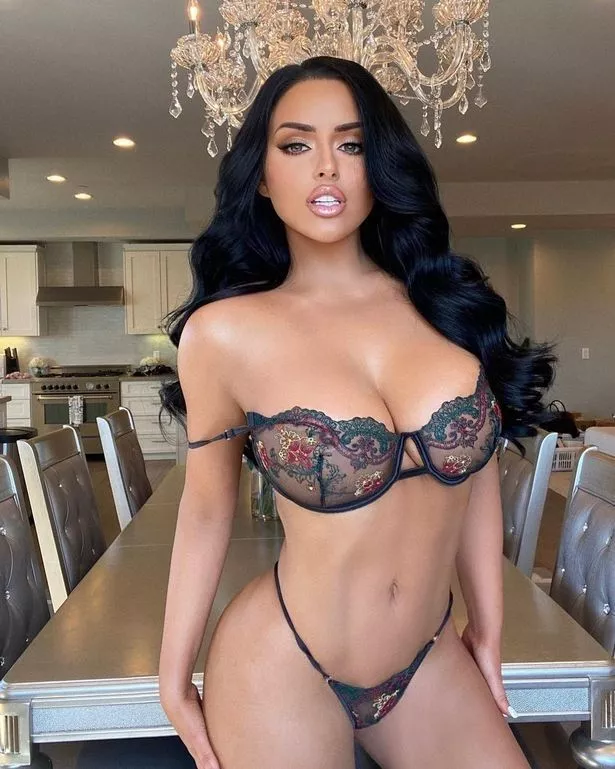 Abigail Ratchford Naked new pic