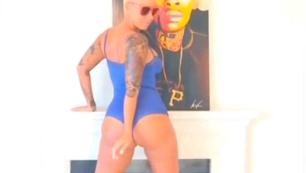 devin shelton recommends amber rose ass pic