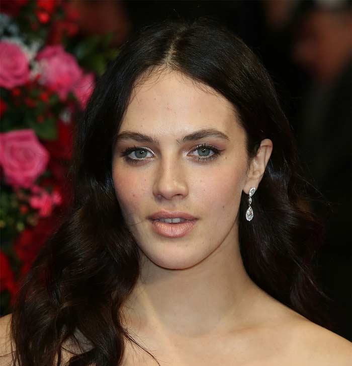 bezza berry recommends jessica brown findlay nude pic