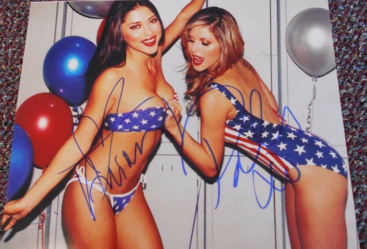 Arianny Celeste Body Paint hart boobs