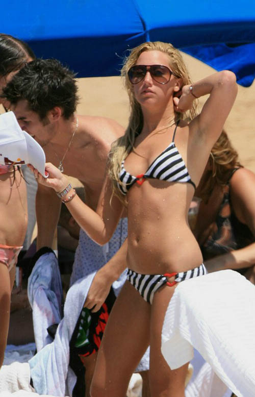 anjali righton add photo ashley tisdale in bikini