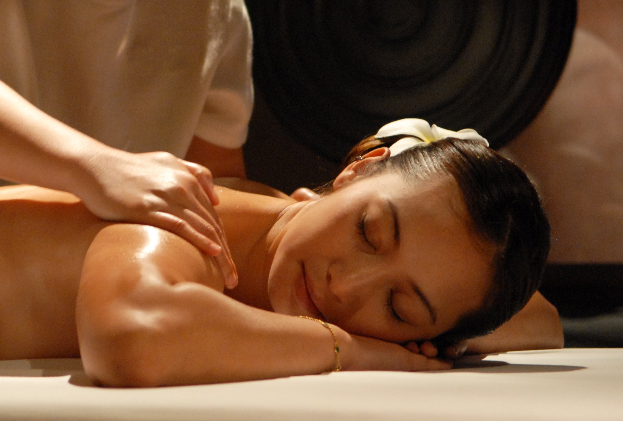 crystal wendland recommends asian hotel massage video pic