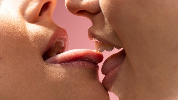 david heyd recommends Asian Lesbian Deep Kissing