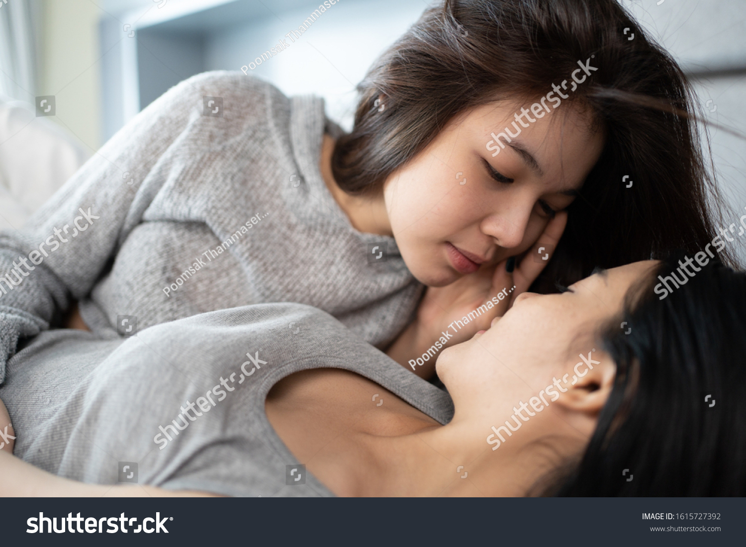 asian lesbian make out