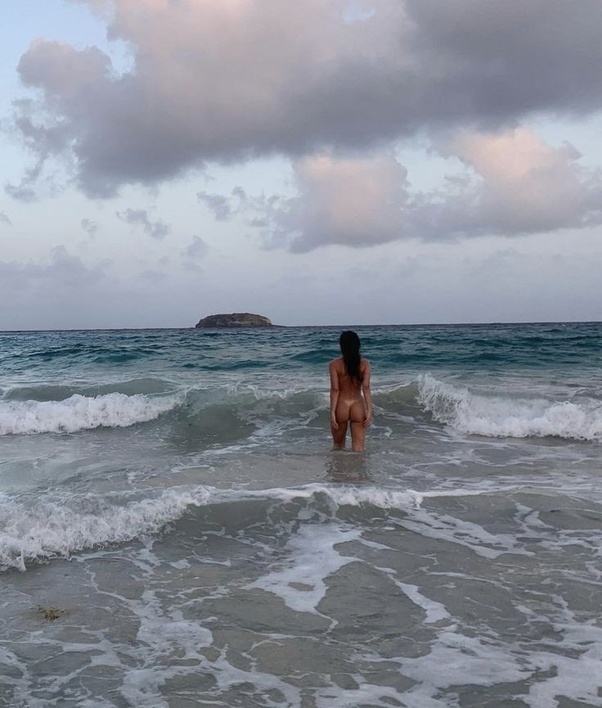 brandon wilt share girlfriend at nude beach photos
