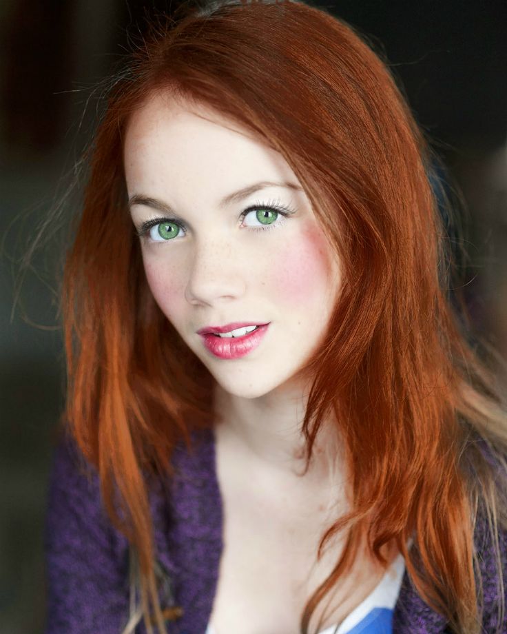 pretty redheads with green eyes