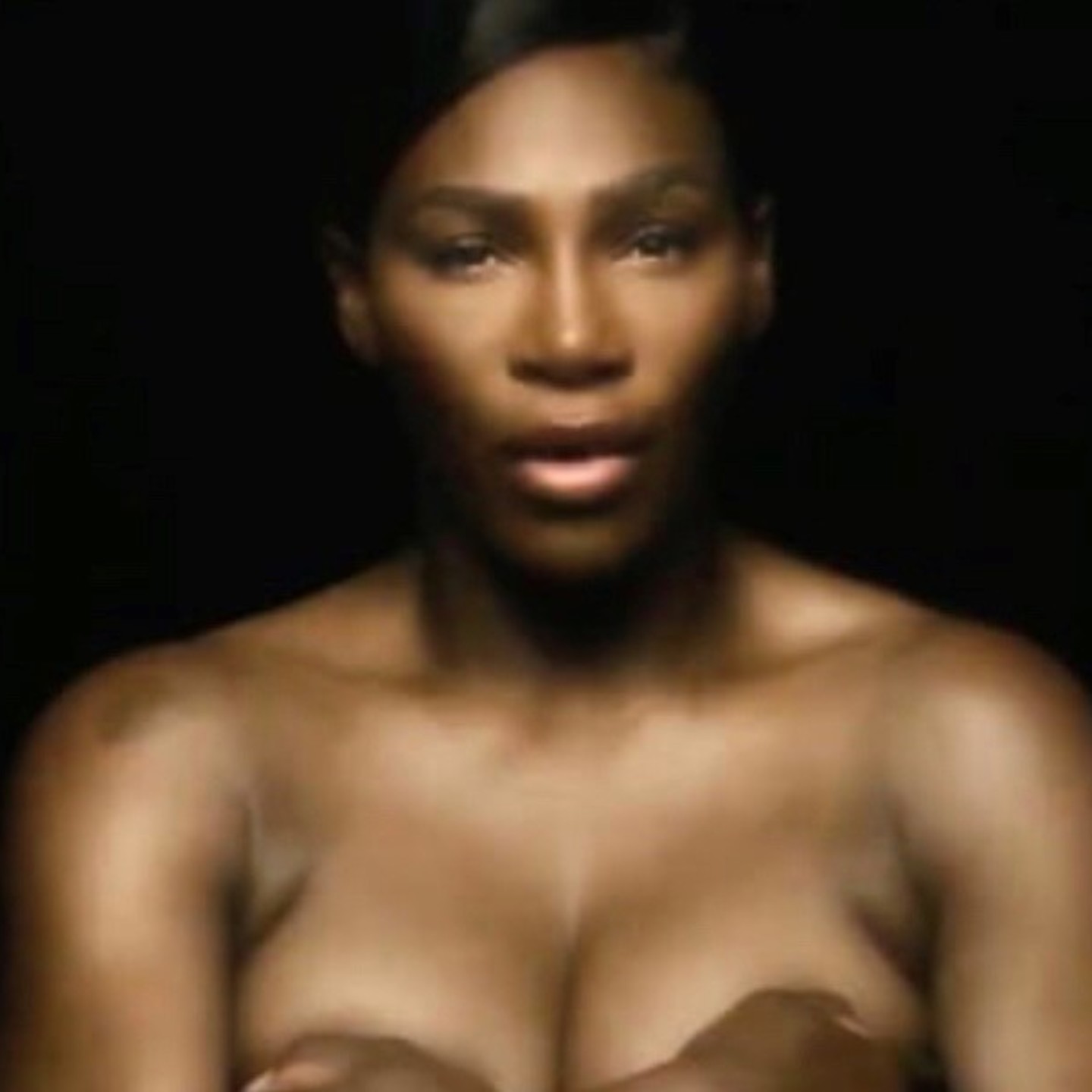 Serena Williams Naked Tits se masturbando