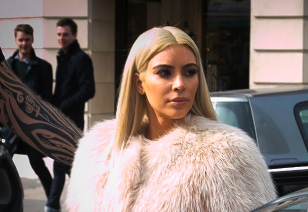 asha rathod recommends Kim Kardashian Blonde Naked