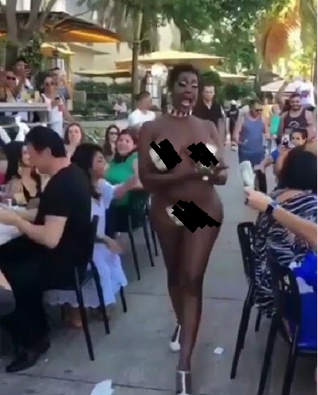 Black Woman Naked In Public porno sexs
