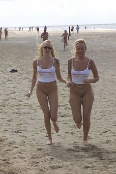 deena schwartz share bottomless beach babes photos